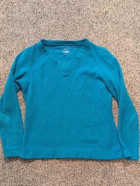 Women’s Teal V-Neck Lightweight Knit Sweater
